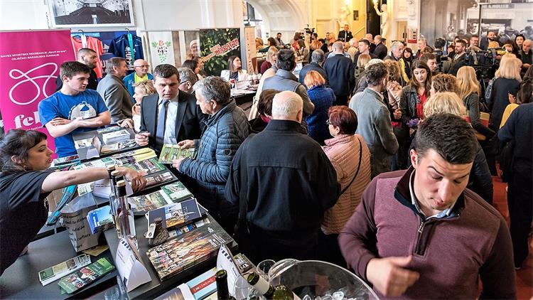 Slika /AA_2018_b-fotke/2019 vijesti/190313_Kino Dunav01.jpg